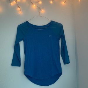 Quarter sleeve top